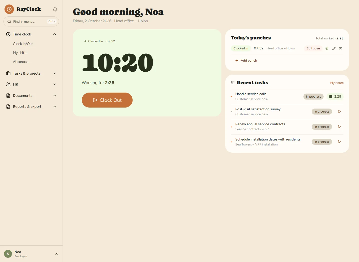 Employee screen: the clock and the clock-in / clock-out button